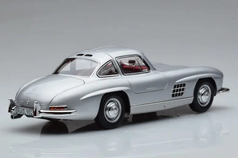 Mercedes 300 SL W198 Gullwing Norev 1/18