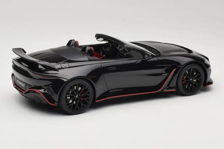 Aston Martin V12 Vantage Roadster Onyx Black GT Spirit 1/18