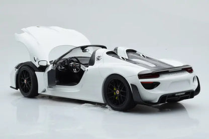 Porsche 918 Spyder Weissach Package White With Black Wheels Minichamps 1/18
