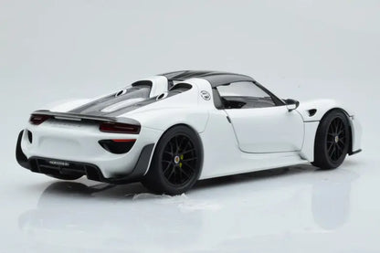 Porsche 918 Spyder Weissach Package White With Black Wheels Minichamps 1/18