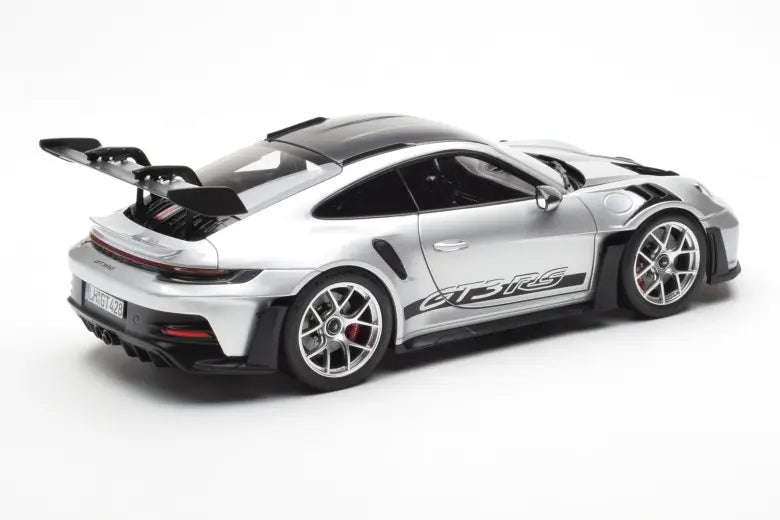 Porsche 911 992 GT3 Weissach Pack GT Silver Metallic Norev 1/18