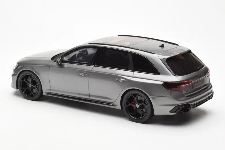 Audi RS4 Avant Competition Daytona Grey GT Spirit 1/18