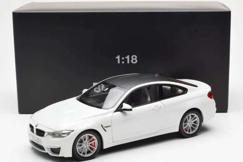 BMW M4 F82 Coupe Frozen Brilliant White Paragon 1/18