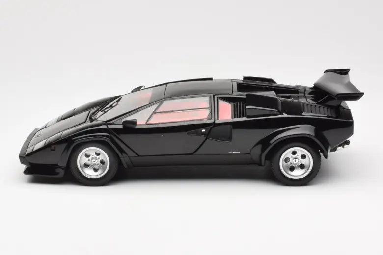 Lamborghini Countach LP 5000 Quattrovalvole Black Kyosho 1/18