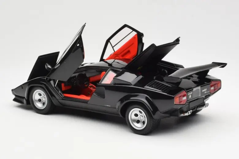 Lamborghini Countach LP 5000 Quattrovalvole Black Kyosho 1/18