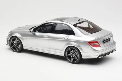 Mercedes C63 W204 Sedan Silver GT Spirit 1/18