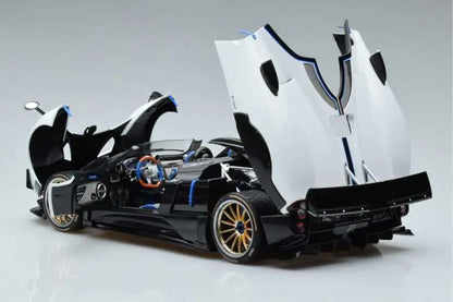 Pagani Zonda HP Barchetta Carbon Fibre White LCD 1/18