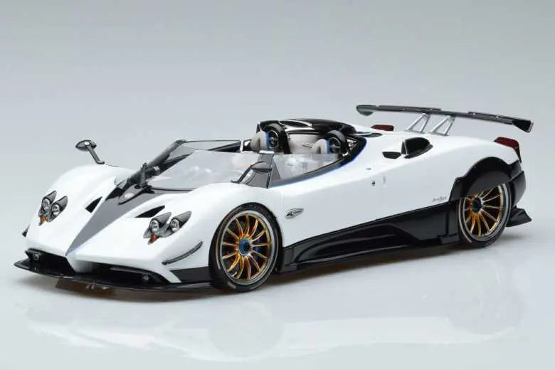 Pagani Zonda HP Barchetta Carbon Fibre White LCD 1/18