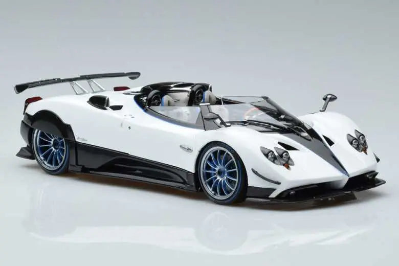 Pagani Zonda HP Barchetta Carbon Fibre White LCD 1/18