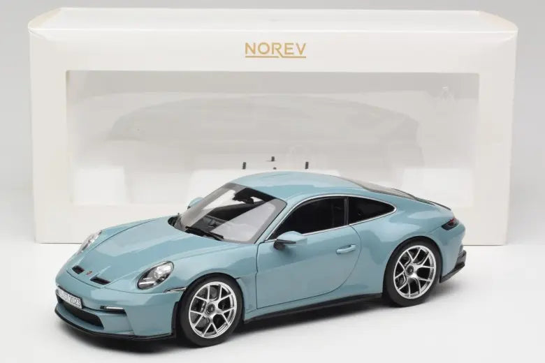 Porsche 911 992 S/T Meissenblue Norev 1/18
