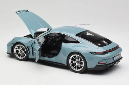 Porsche 911 992 S/T Meissenblue Norev 1/18