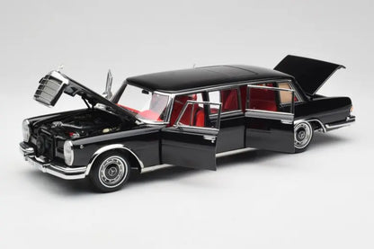 Mercedes 600 Pullman W100 Black NZG 1/18