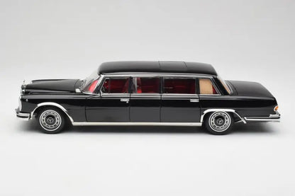 Mercedes 600 Pullman W100 Black NZG 1/18