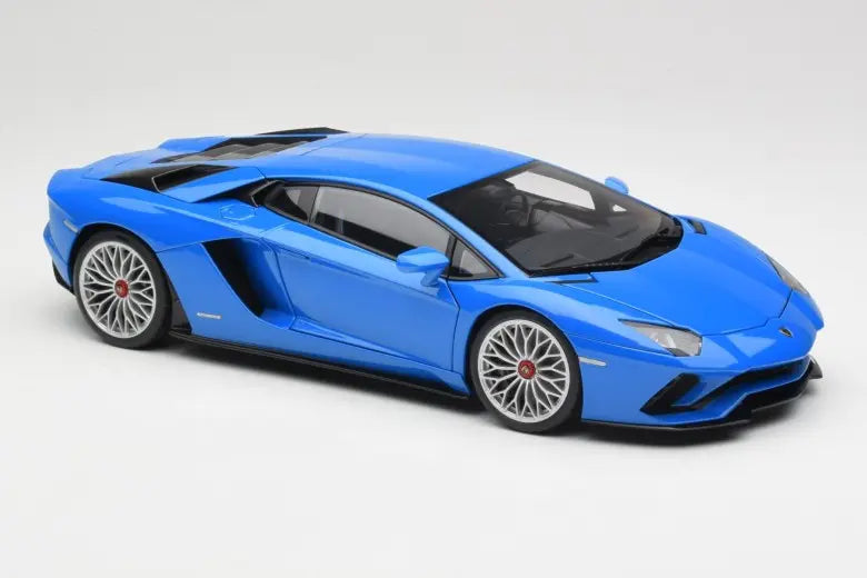 Lamborghini Aventador S LP740-4 Blue Nila AUTOart 1/18