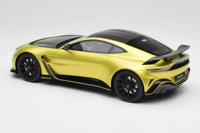 Aston Martin V12 Vantage Final Edition Cosmopolitan Yellow Top Speed 1/18