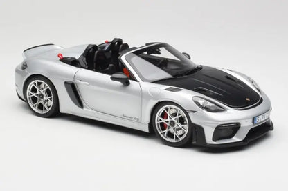 Porsche 718 Spyder RS Weissach Pack GT-Silver Metallic Norev 1/18