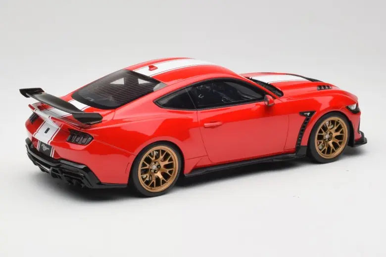 Ford Shelby Mustang Supersnage Red GT Spirit 1/18