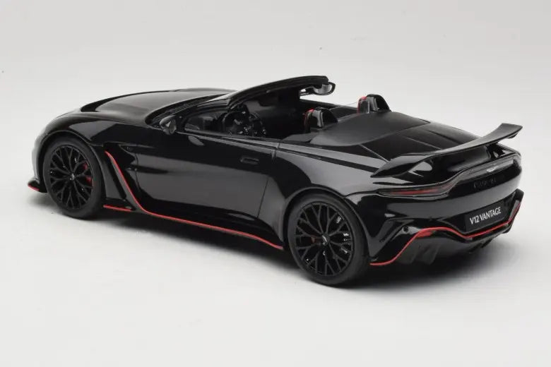 Aston Martin V12 Vantage Roadster Onyx Black GT Spirit 1/18