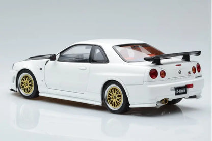 Nissan Skyline GT-R R34 Nismo Z-Tune White Motorhelix 1/18