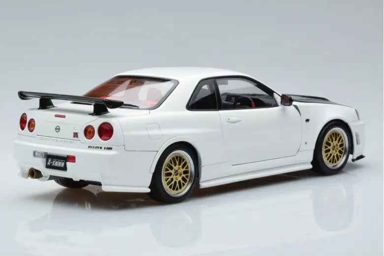 Nissan Skyline GT-R R34 Nismo Z-Tune White Motorhelix 1/18