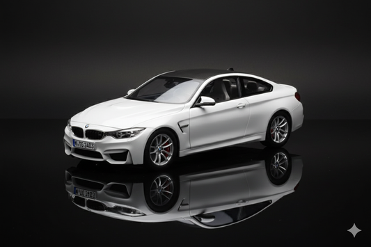 BMW M4 F82 Coupe Frozen Brilliant White Paragon 1/18