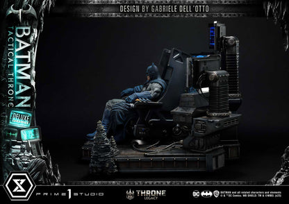 Batman Tactical Throne (Deluxe Version)