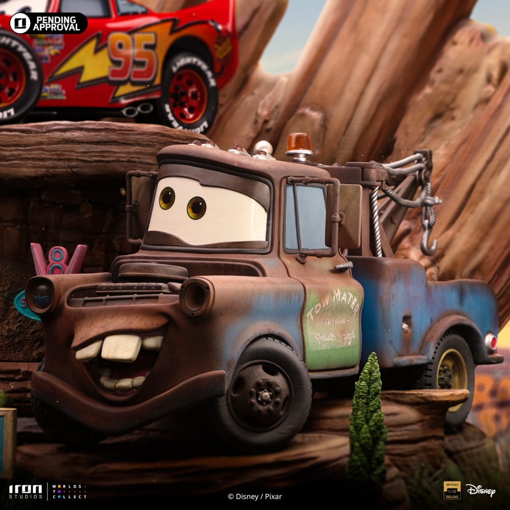 Lightning McQueen & Tow Mater Deluxe 1:10 Scale Statue