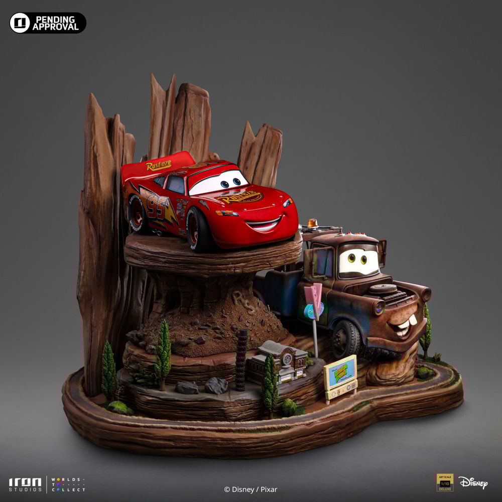 Lightning McQueen & Tow Mater Deluxe 1:10 Scale Statue