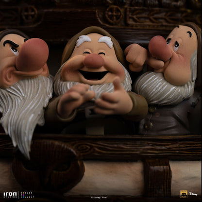 Snow White Deluxe 1:10 Scale Statue